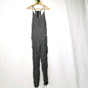 LULU's cropped jumpsuit/romper  with pockets